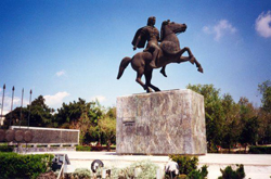 statue alexander